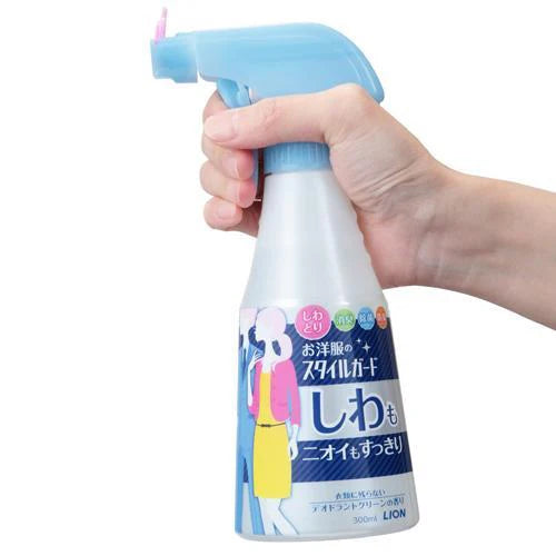 LION Style Guard Wrinkle & Odor Spray 300ml