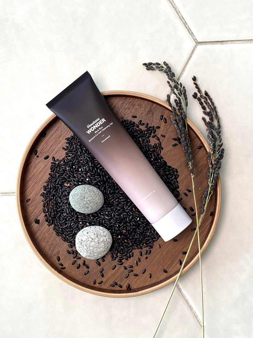 Haruharu Wonder - Black Rice Moisture 5.5 Soft Cleansing Gel