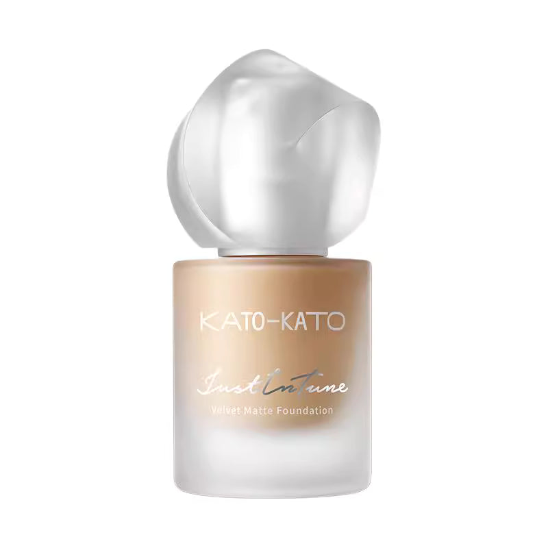 KATO Soft-Matte Radiant Long-Wear Foundation Y01 Porcelain