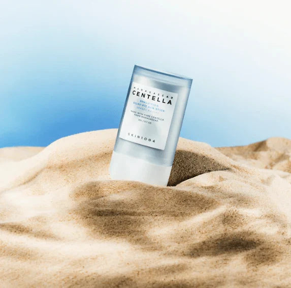 SKIN1004 - Madagascar Centella Hyalu-Cica Silky-Fit Sun Stick